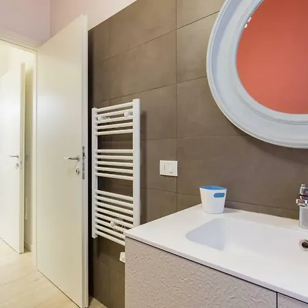 Verona's Behind The Arena Apartment